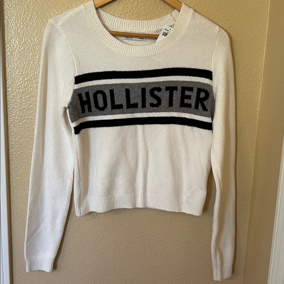 Hollister Cream and Black Logo Sweater - Picture 1 of 2